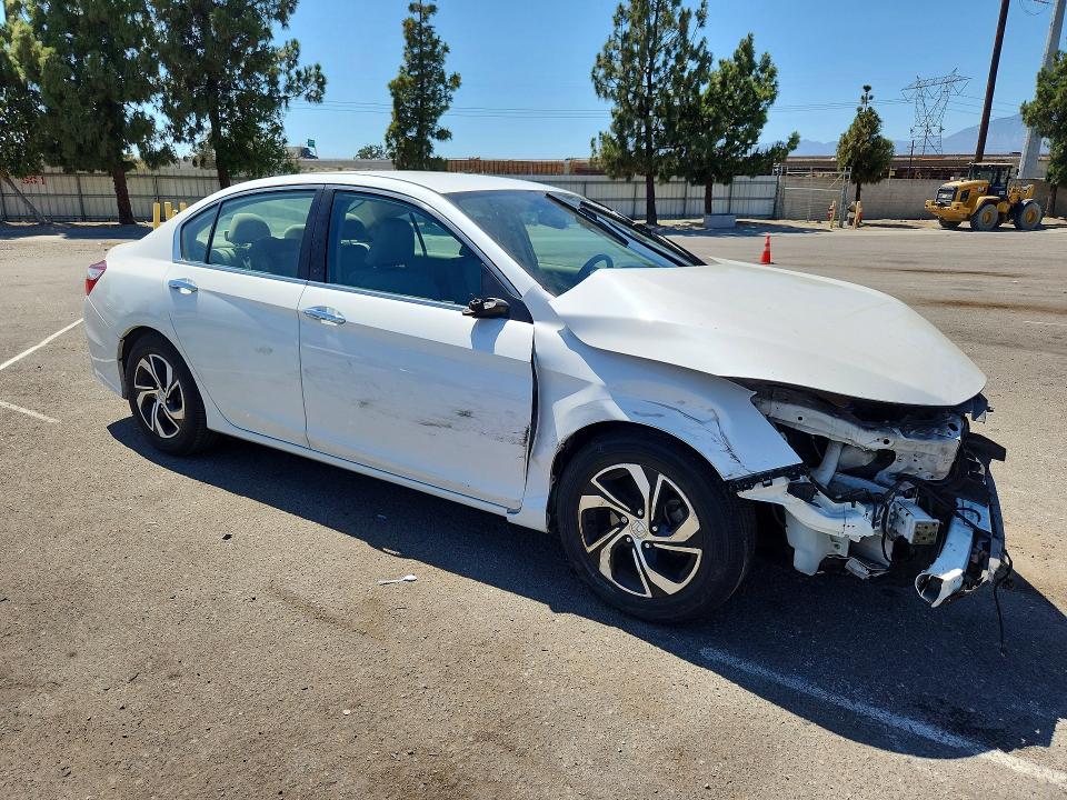 Продаж на аукціоні авто 2017 Honda Accord, vin: 1HGCR2F30HA189935, номер лоту: 61975856