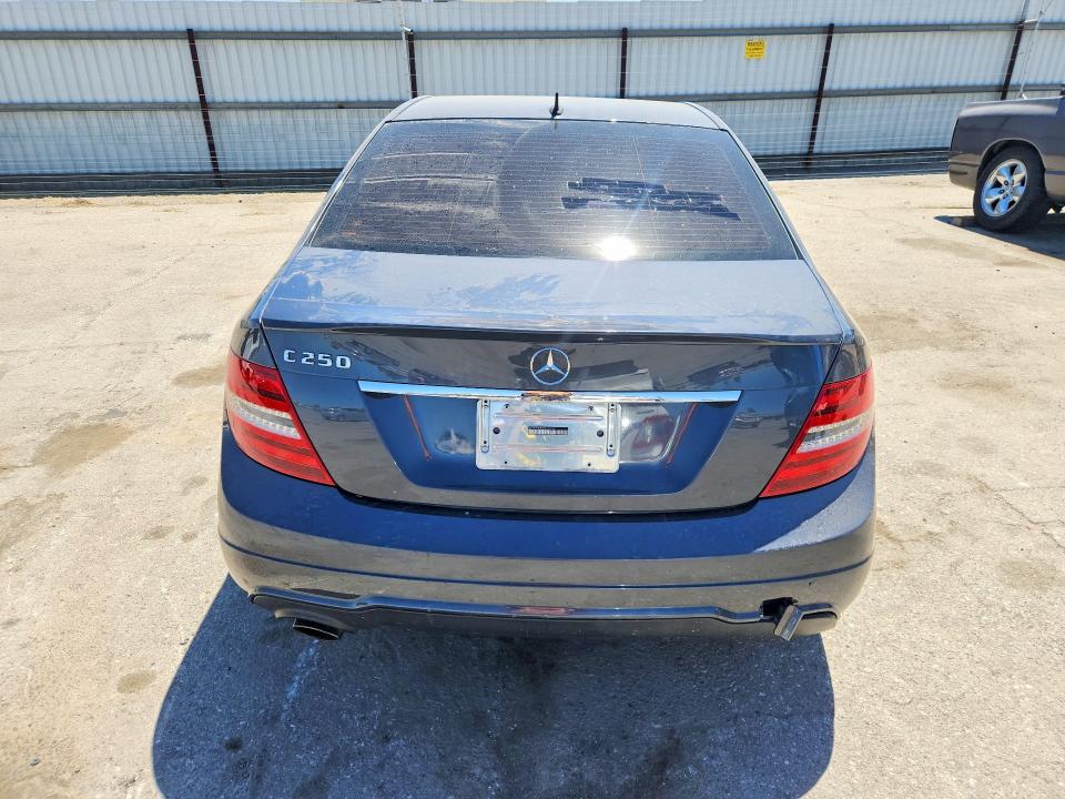 Продаж на аукціоні авто 2014 Mercedes-benz C, vin: WDDGF4HB6EA966516, номер лоту: 62722136