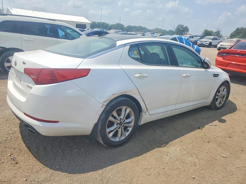 Продаж на аукціоні авто 2011 Kia Optima, vin: KNAGN4A7XB5057599, номер лоту: 61563946