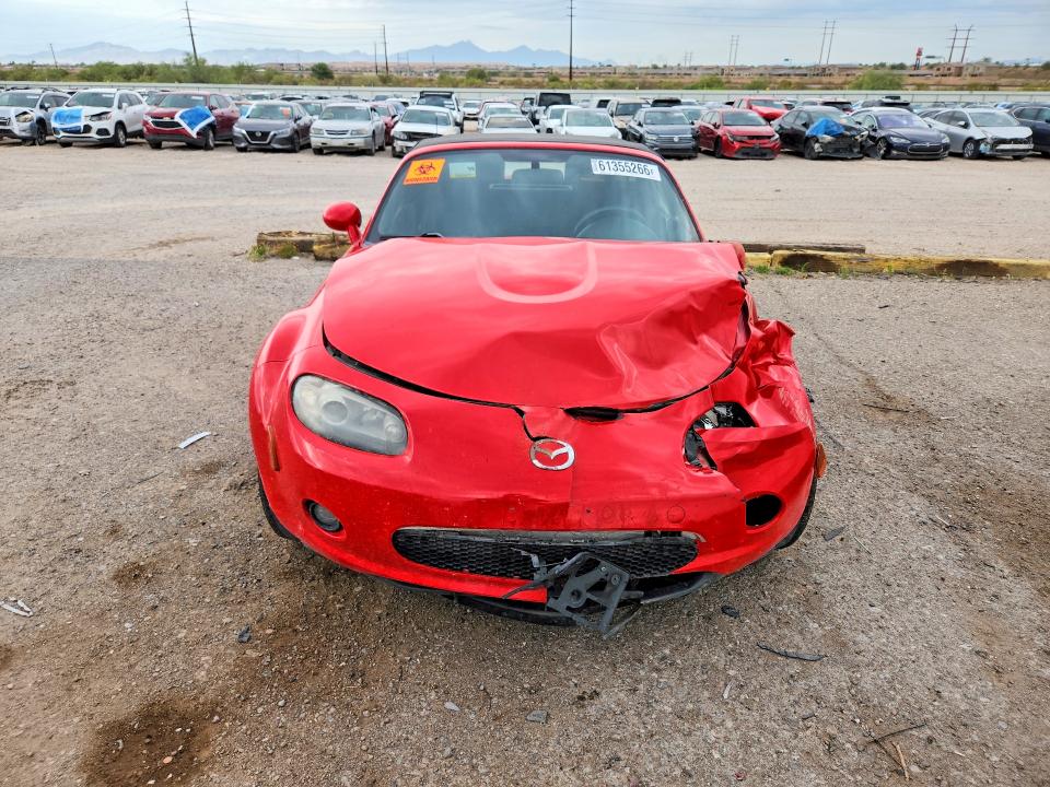 61355266 :رقم المزاد ، JM1NC25F460120835 vin ، 2006 Mazda Mx-5 Miata مزاد بيع