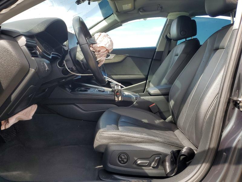 61054826 :رقم المزاد ، WAUGMAF41KN001499 vin ، 2019 Audi A4 مزاد بيع