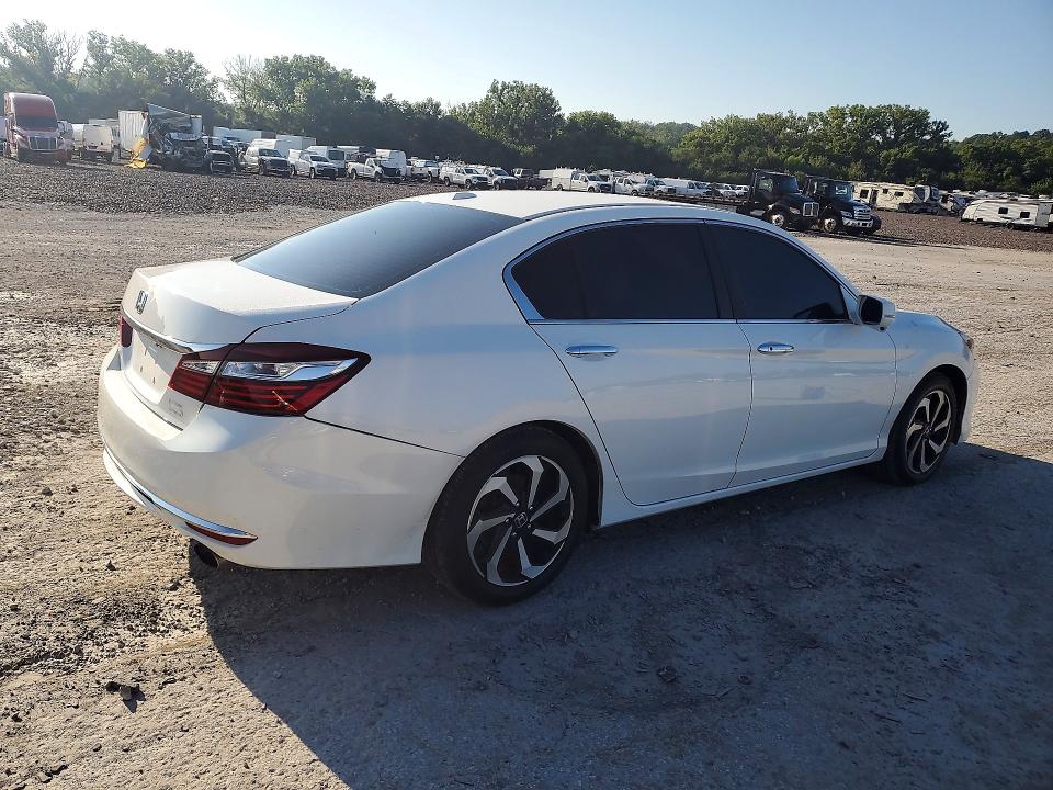 Продаж на аукціоні авто 2016 Honda Accord, vin: 1HGCR2F88GA003939, номер лоту: 60504766