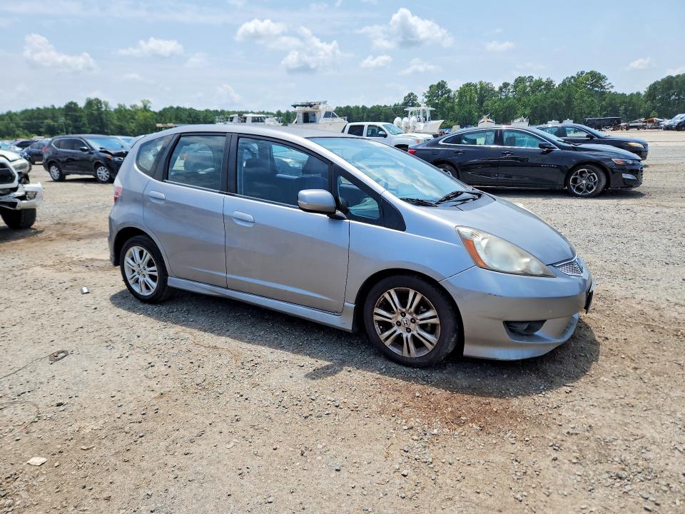 62691846 :رقم المزاد ، JHMGE8H48AC006164 vin ، 2010 Honda Fit مزاد بيع