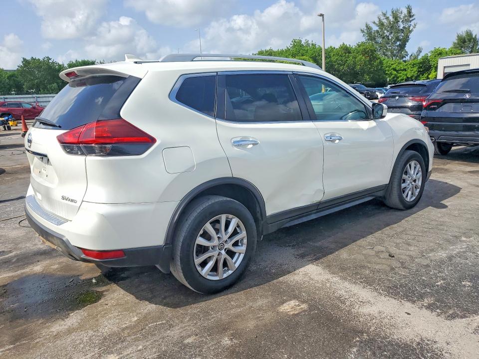 60856376 :رقم المزاد ، 5N1AT2MV2JC849247 vin ، 2018 Nissan Rogue مزاد بيع