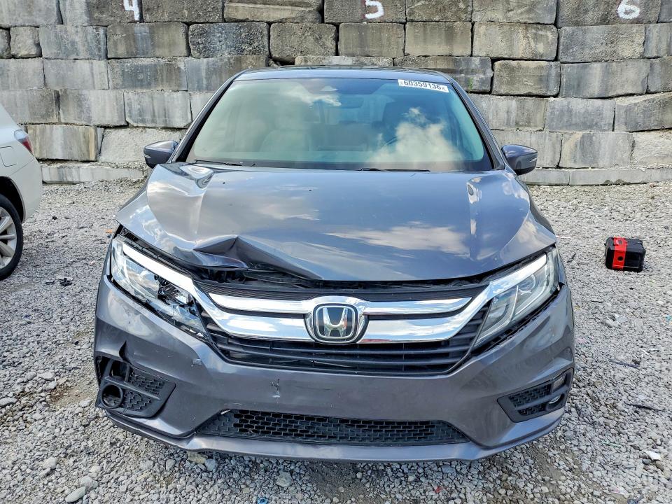 60359136 :رقم المزاد ، 5FNRL6H77JB022566 vin ، 2018 Honda Odyssey مزاد بيع