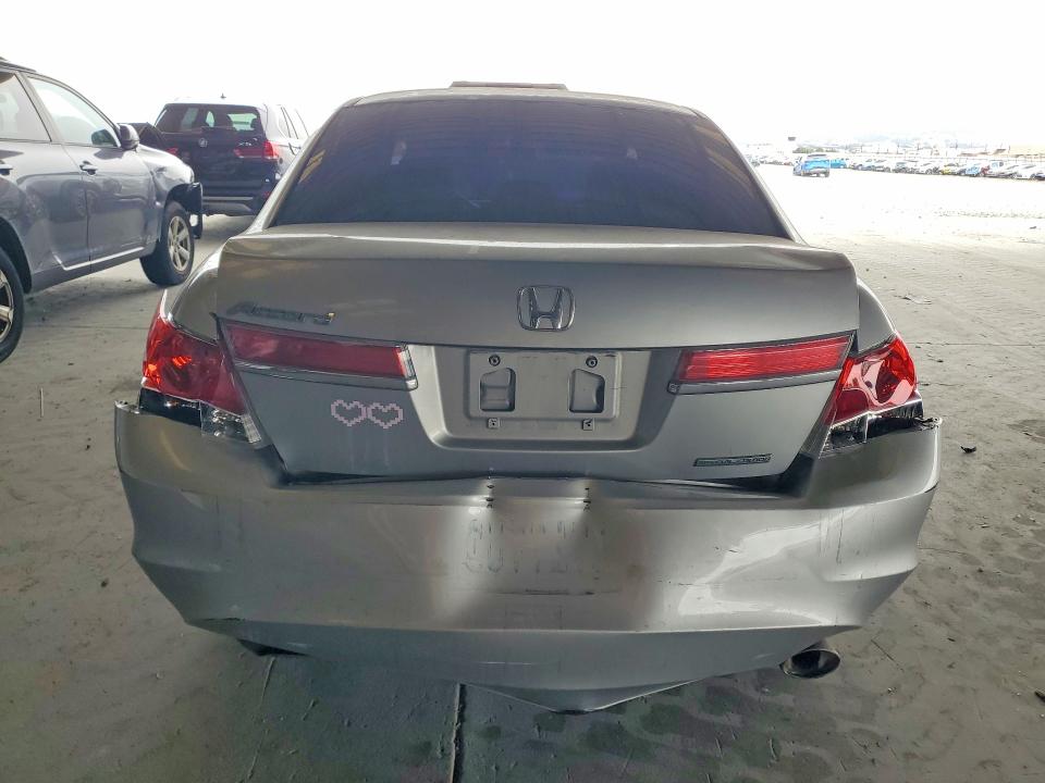 59738846 :رقم المزاد ، 1HGCP2F64CA071038 vin ، 2012 Honda Accord مزاد بيع
