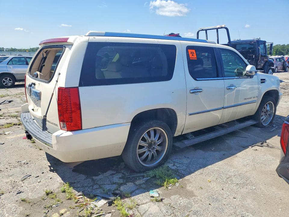 2008 Cadillac Escalade მანქანა იყიდება აუქციონზე, vin: 1GYFK66828R119061, აუქციონის ნომერი: 61693376