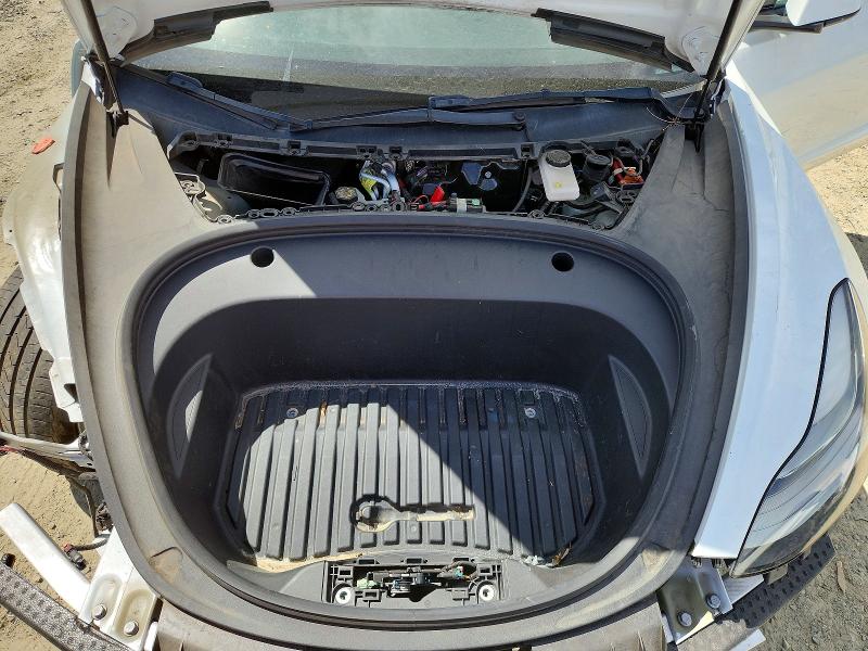 60529366 :رقم المزاد ، 5YJ3E1EAXNF301504 vin ، 2022 Tesla Model 3 مزاد بيع