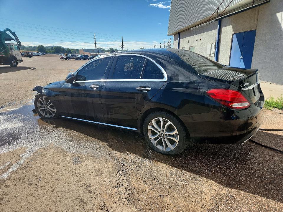 Продаж на аукціоні авто 2017 Mercedes-benz C, vin: 55SWF4KB3HU215995, номер лоту: 61786166