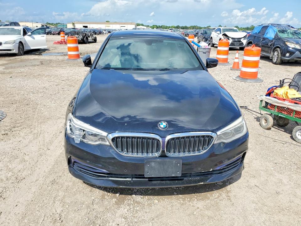 59740816 :رقم المزاد ، WBAJE5C3XHG913972 vin ، 2017 Bmw 540 مزاد بيع