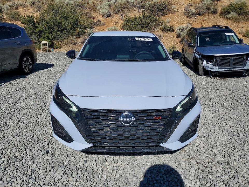 61798856 :رقم المزاد ، 1N4BL4CW3RN418596 vin ، 2024 Nissan Altima مزاد بيع