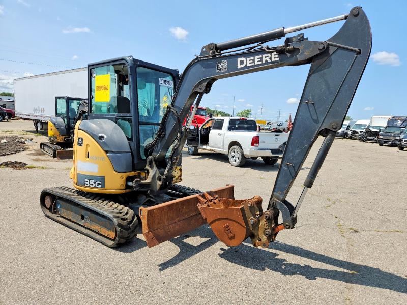 Продаж на аукціоні авто 2016 John Deere 35g, vin: 1FF035GXPGK277071, номер лоту: 60974576