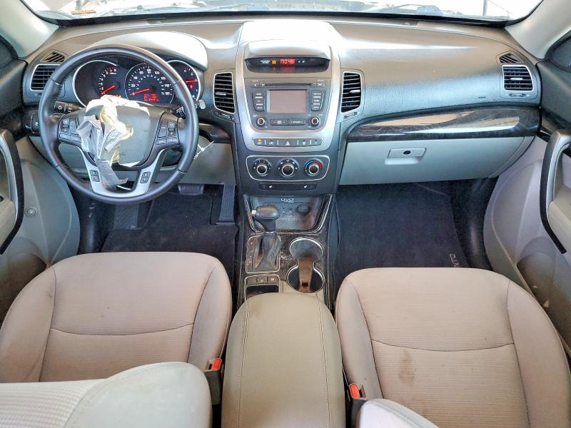 62610266 :رقم المزاد ، 5XYKT4A6XFG602515 vin ، 2015 Kia Sorento مزاد بيع