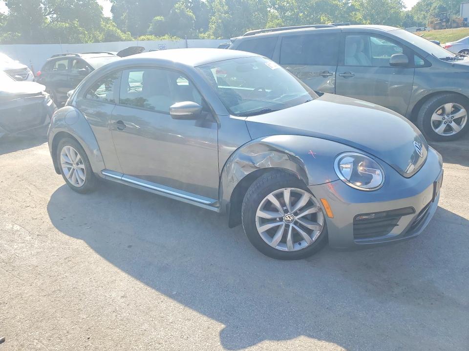 Aukcja sprzedaży 2017 Volkswagen Beetle, vin: 3VWF17AT9HM627262, numer aukcji: 61112456