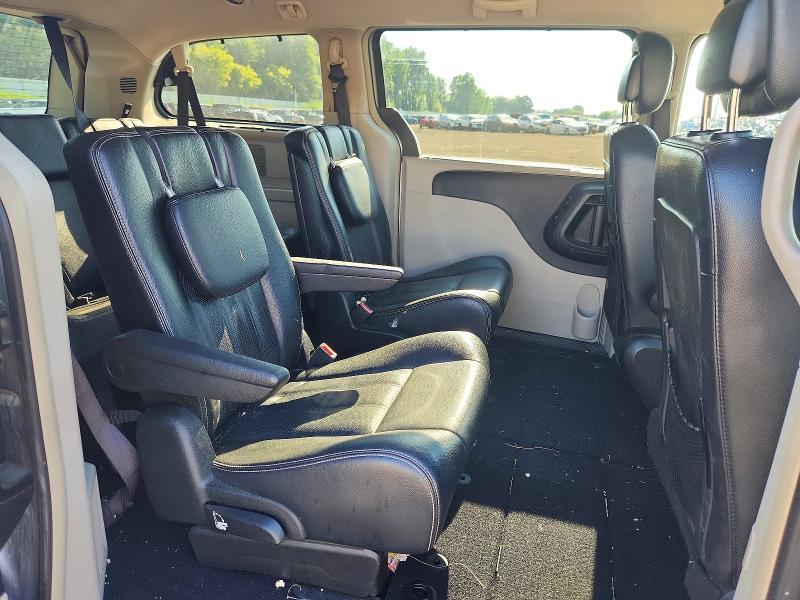 Продажа на аукционе авто 2015 Chrysler Town & Country, vin: 2C4RC1CG3FR522309, номер лота: 60380266