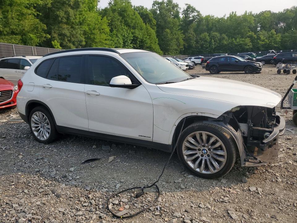 2015 Bmw X1 მანქანა იყიდება აუქციონზე, vin: WBAVM1C57FVZ94274, აუქციონის ნომერი: 60915816