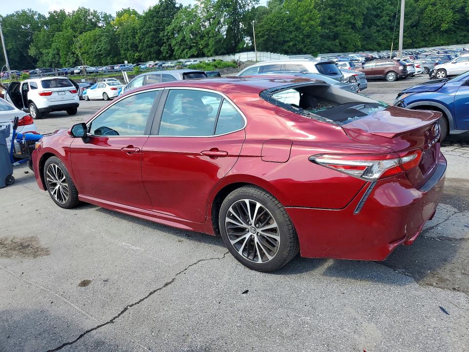 2018 Toyota Camry მანქანა იყიდება აუქციონზე, vin: 4T1B11HK2JU541526, აუქციონის ნომერი: 61176956