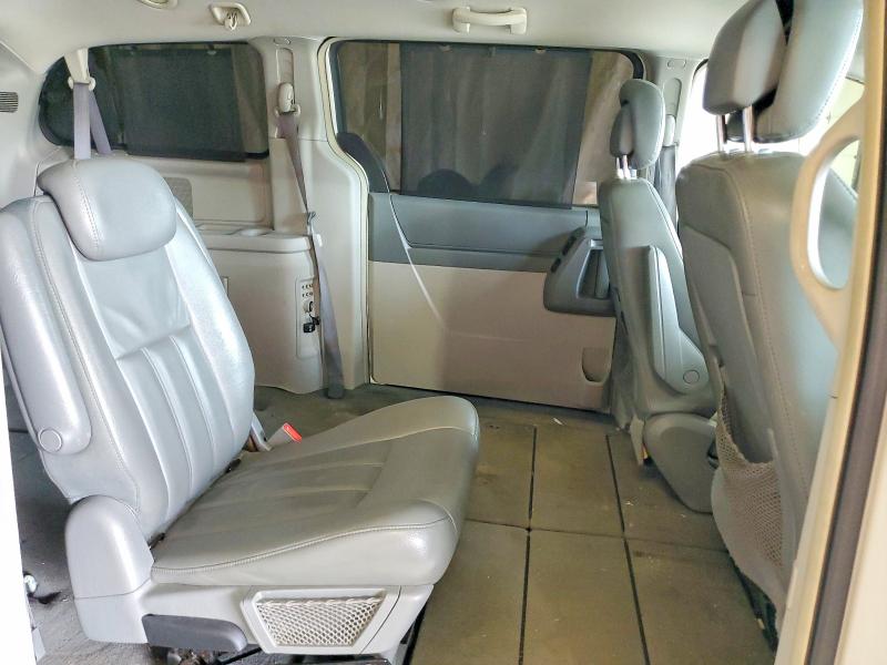 Aukcja sprzedaży 2010 Chrysler Town & Country, vin: 2A4RR5D11AR305442, numer aukcji: 61207306