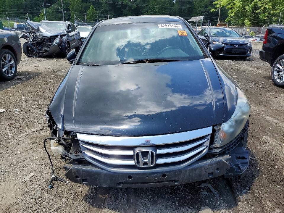 62913106 :رقم المزاد ، 1HGCP2F85BA041255 vin ، 2011 Honda Accord مزاد بيع