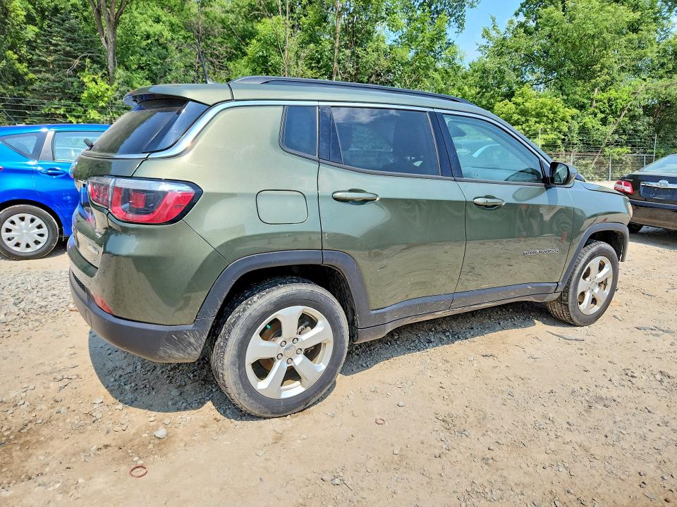 61071876 :رقم المزاد ، 3C4NJDBB3LT115563 vin ، 2020 Jeep Compass مزاد بيع