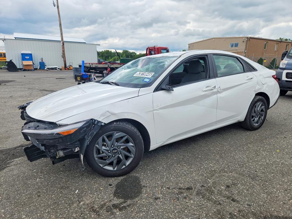 Продажа на аукционе авто 2024 Hyundai Elantra, vin: KMHLM4DG0RU738303, номер лота: 63019846