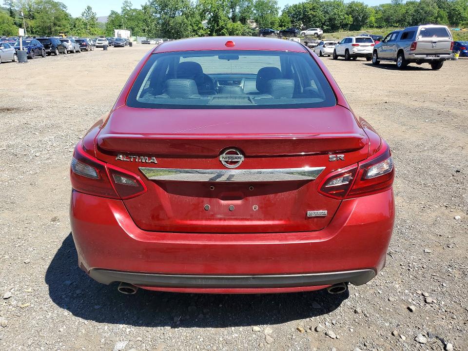Продаж на аукціоні авто 2018 Nissan Altima, vin: 1N4AL3APXJC295557, номер лоту: 61555036