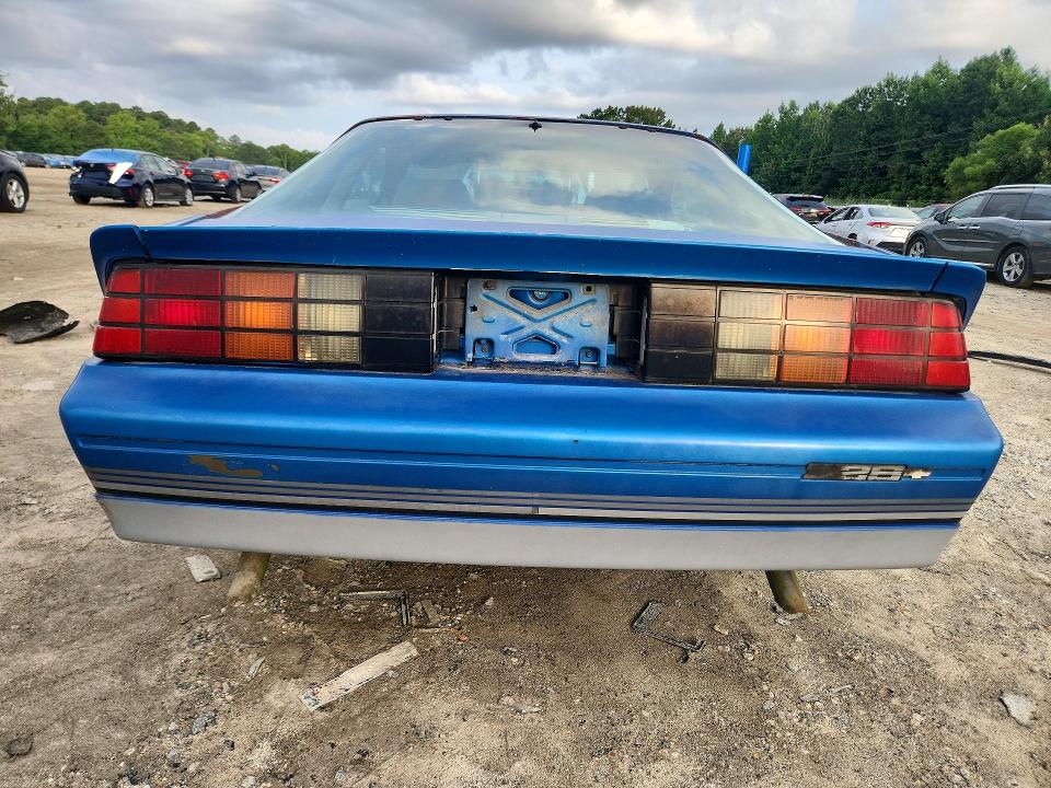 1985 Chevrolet Camaro მანქანა იყიდება აუქციონზე, vin: 1G1FP87H5FN117206, აუქციონის ნომერი: 60364936