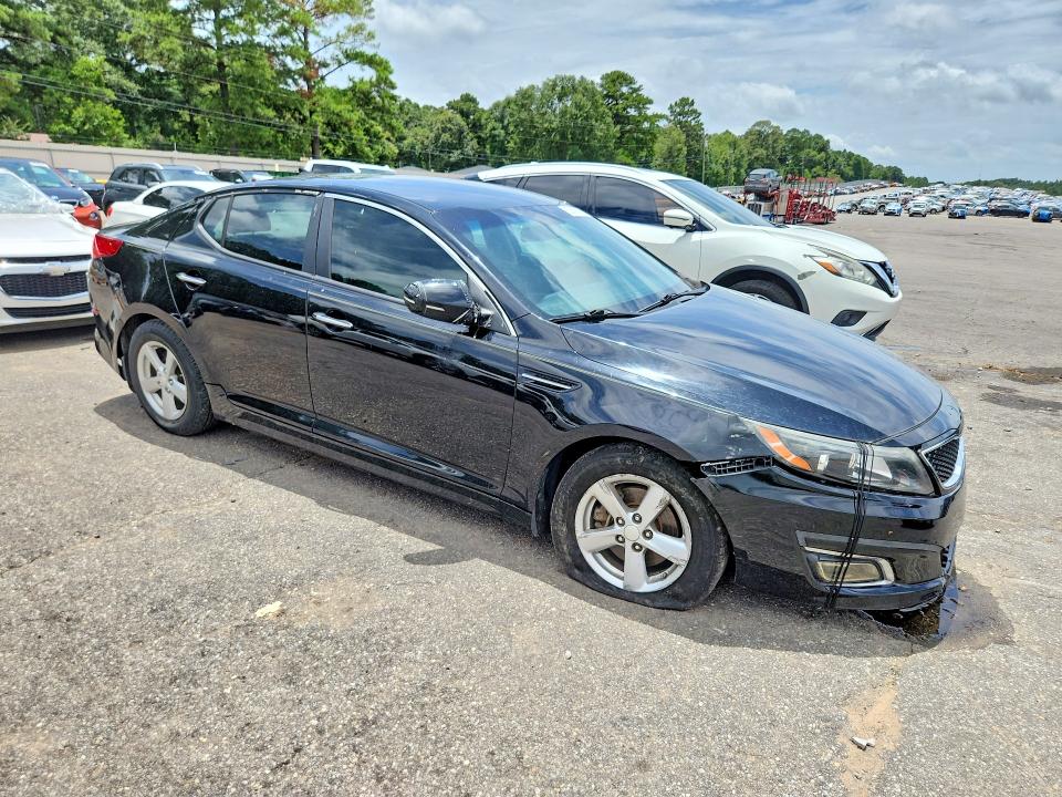 60886106 :رقم المزاد ، 5XXGM4A72FG419688 vin ، 2015 Kia Optima مزاد بيع