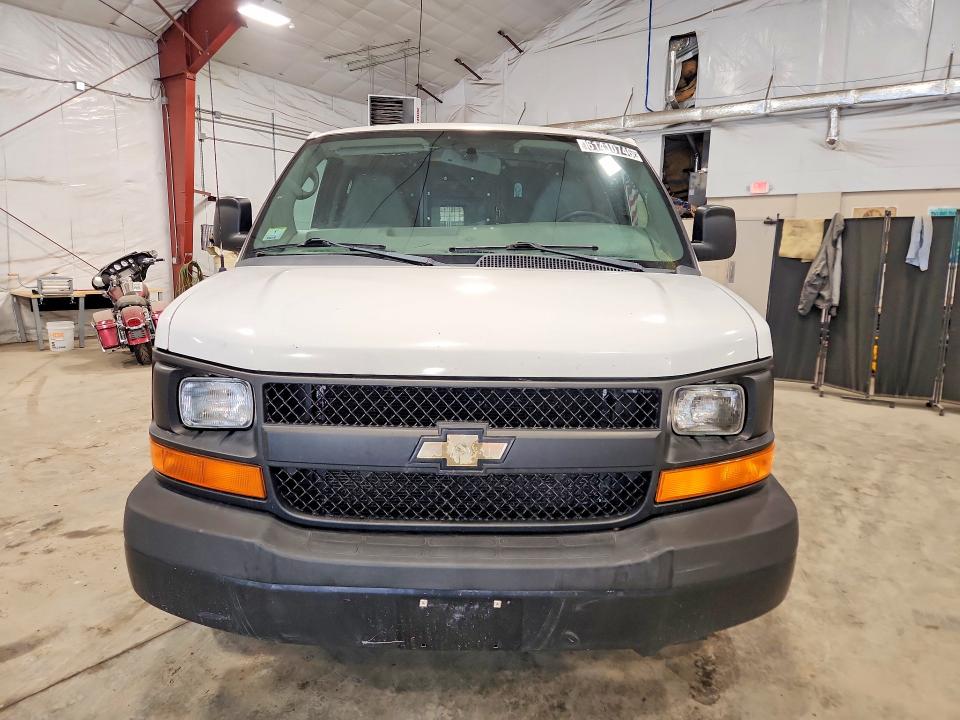 61410746 :رقم المزاد ، 1GCSGAFX9D1157685 vin ، 2013 Chevrolet Express G1500 مزاد بيع