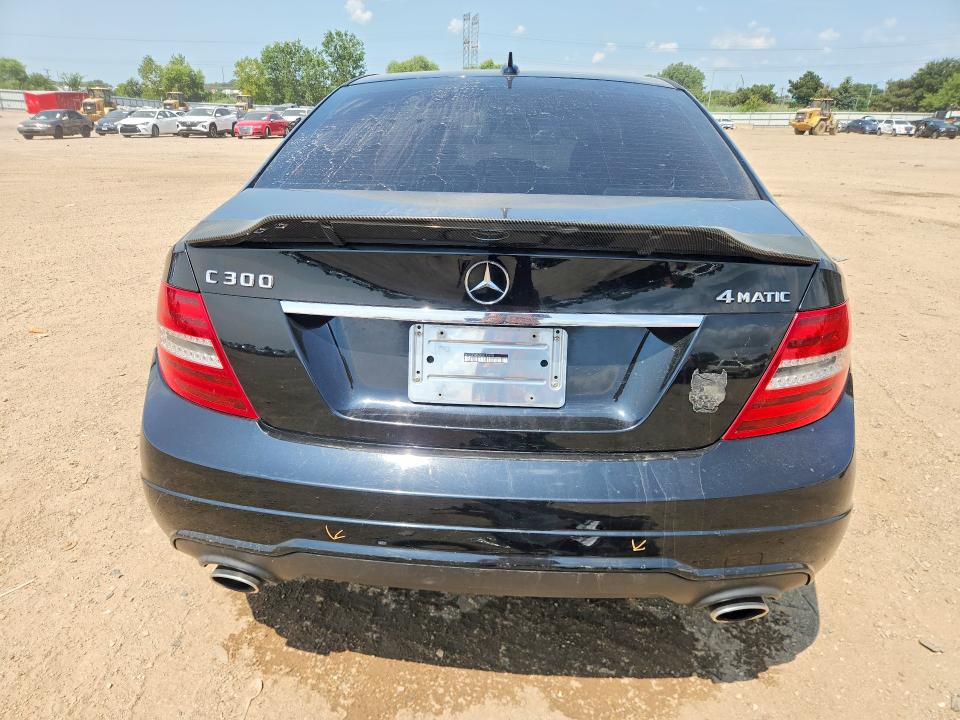 Продажа на аукционе авто 2012 Mercedes-benz C, vin: WDDGF8BB3CR195978, номер лота: 62264596
