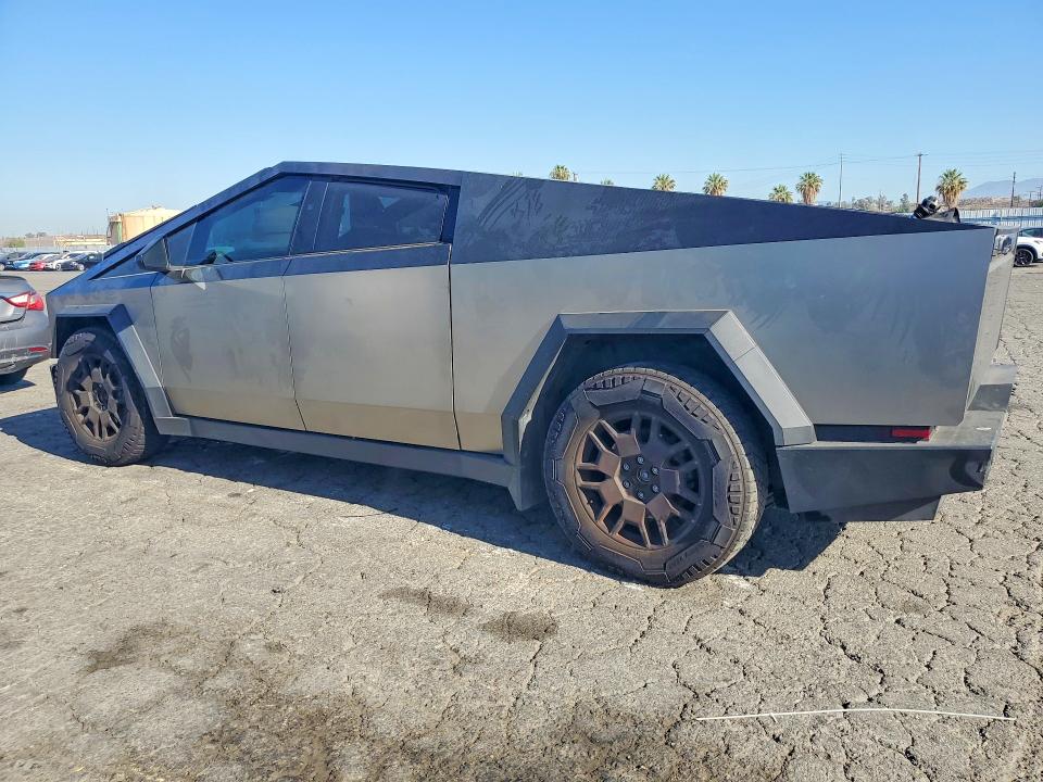 59350306 :رقم المزاد ، 7G2CEHED6RA021212 vin ، 2024 Tesla Cybertruck مزاد بيع