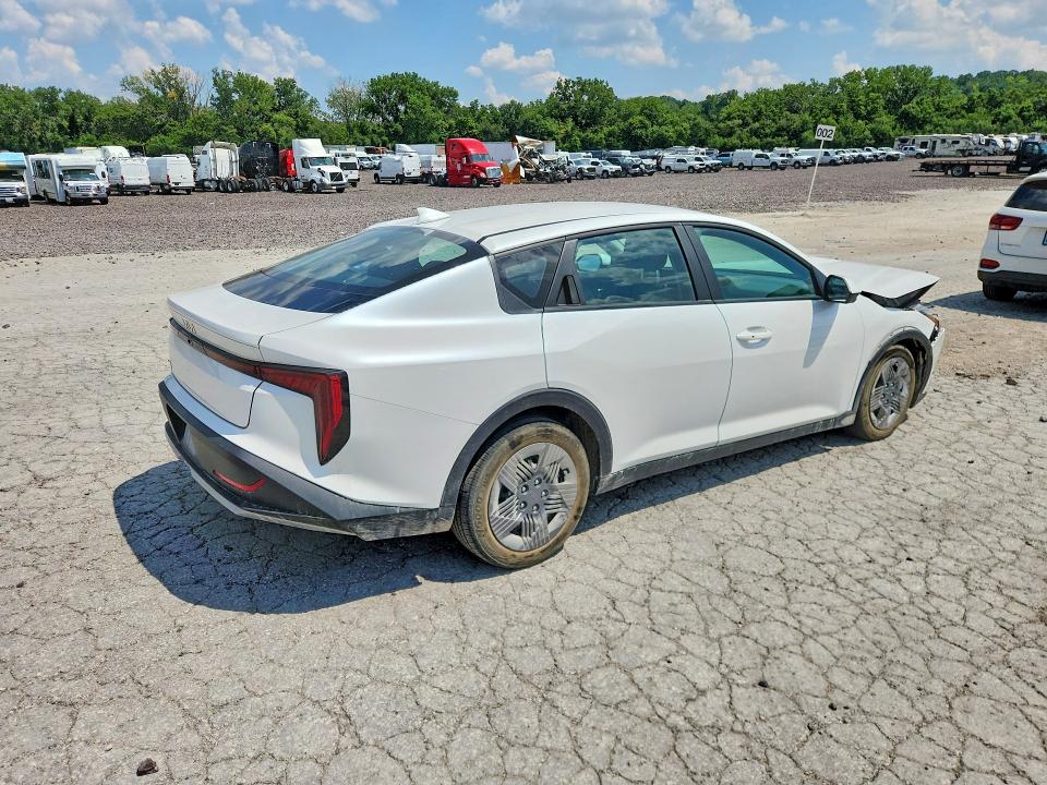 2025 Kia K4 მანქანა იყიდება აუქციონზე, vin: 3KPFT4DE1SE005362, აუქციონის ნომერი: 60883196