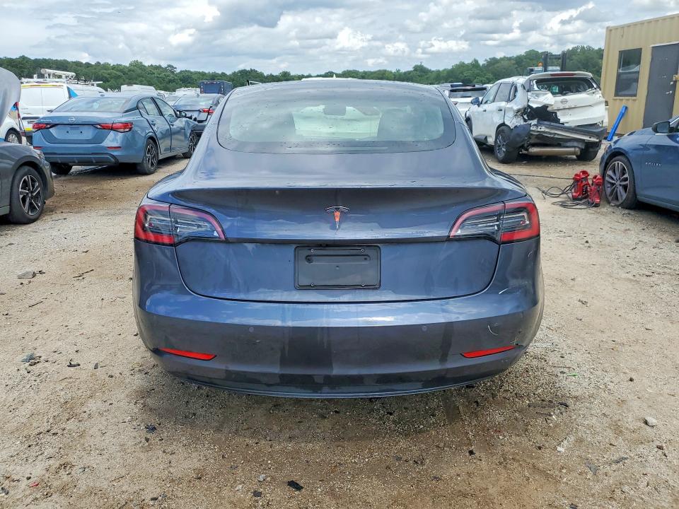 Продажа на аукционе авто 2022 Tesla Model 3, vin: 5YJ3E1EA4NF370298, номер лота: 62428026
