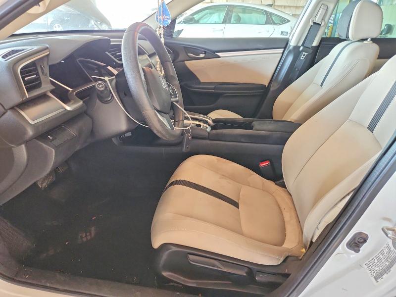 60052246 :رقم المزاد ، 19XFC2F7XJE010786 vin ، 2018 Honda Civic مزاد بيع
