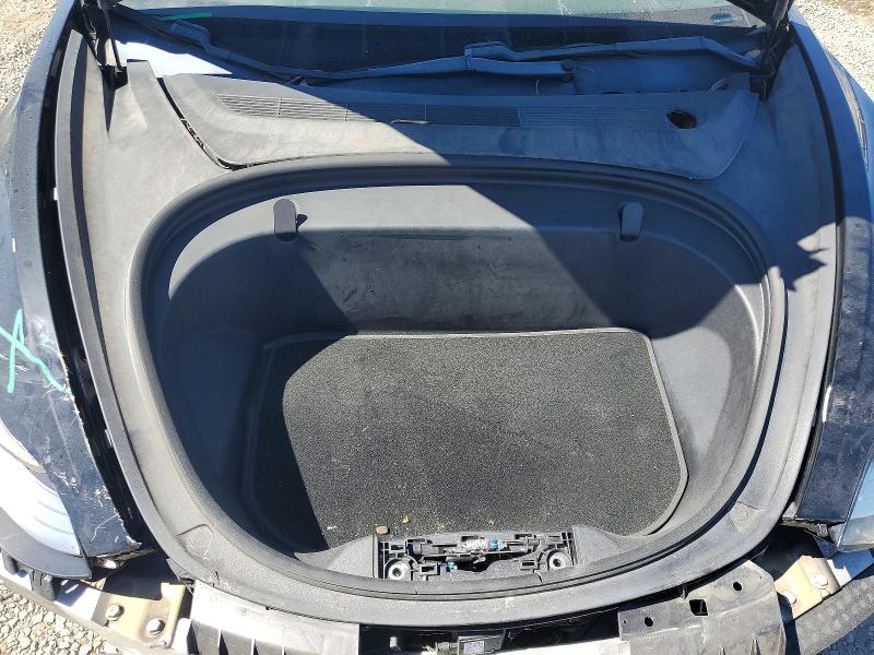 Продажа на аукционе авто 2018 Tesla Model 3, vin: 5YJ3E1EA5JF165681, номер лота: 60221136