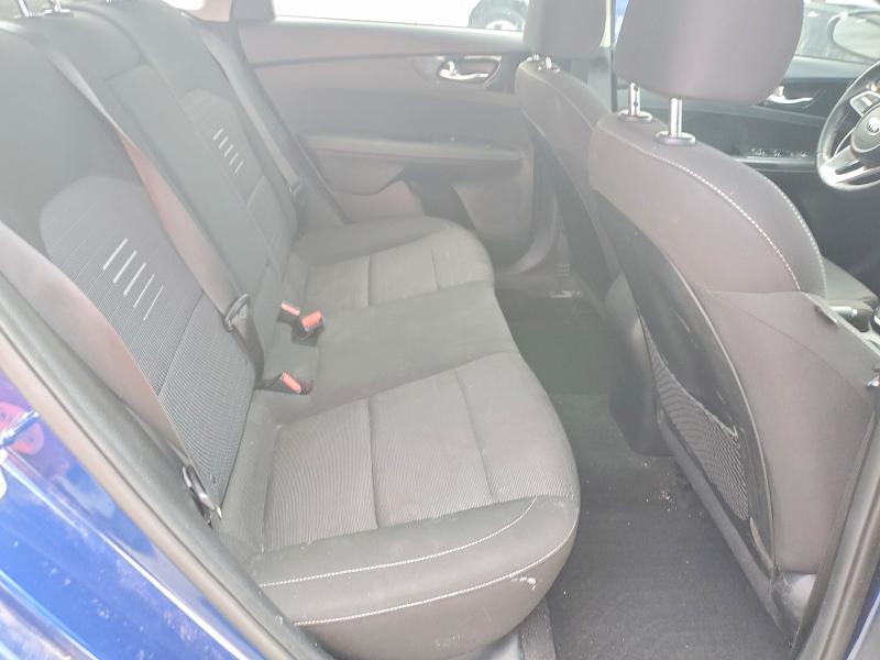 2019 Kia Forte მანქანა იყიდება აუქციონზე, vin: 3KPF34AD3KE015306, აუქციონის ნომერი: 60843456