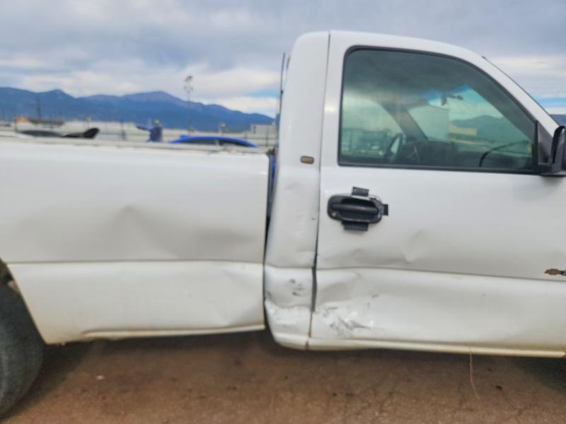 2000 Chevrolet Silverado მანქანა იყიდება აუქციონზე, vin: 1GCEK14TXYE212350, აუქციონის ნომერი: 59682376