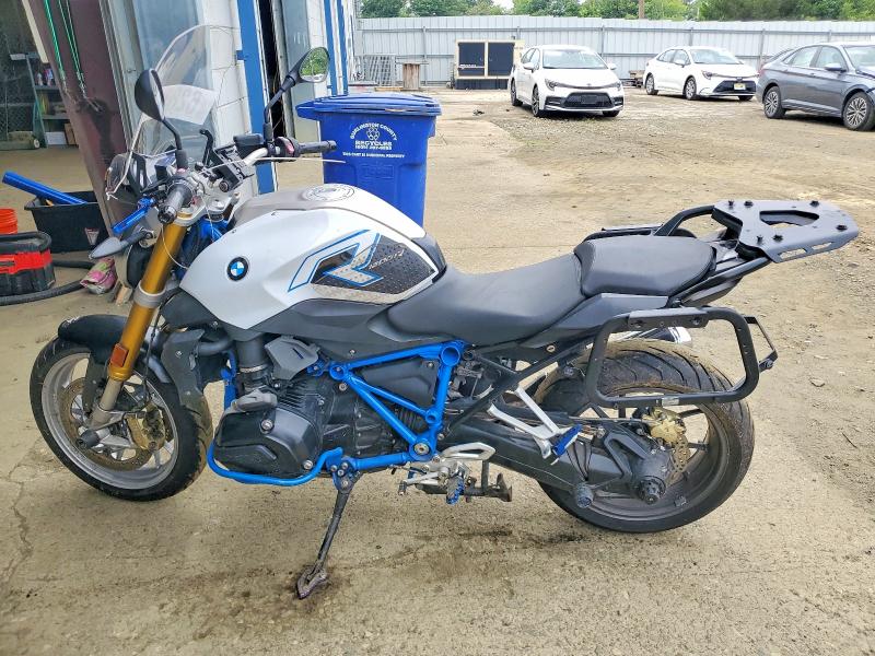 Продажа на аукционе авто 2018 Bmw R1200, vin: WB10A1401JZ198188, номер лота: 62834846