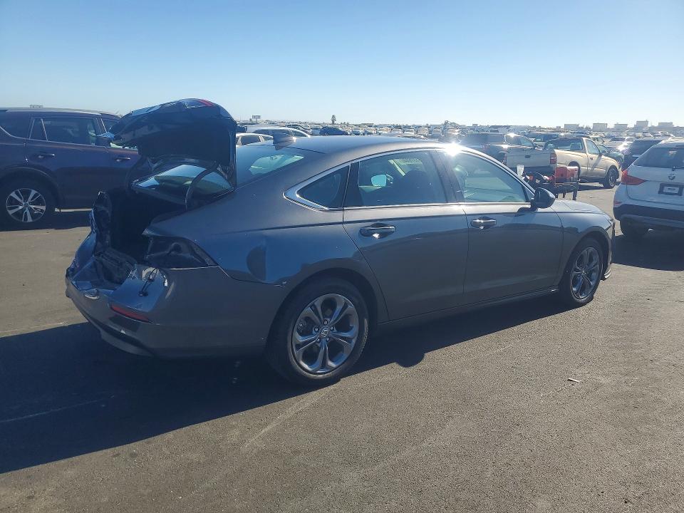 Продажа на аукционе авто 2024 Honda Accord, vin: 1HGCY1F39RA077973, номер лота: 61376446
