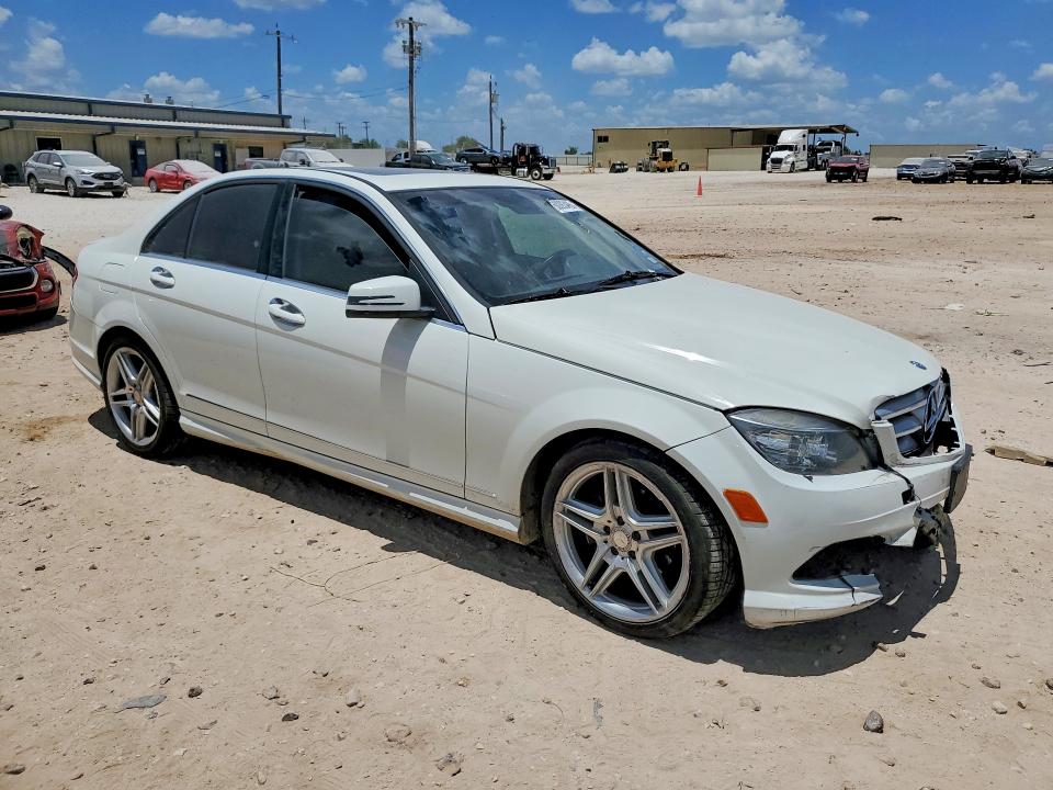 60093486 :رقم المزاد ، WDDGF5EB1BR182655 vin ، 2011 Mercedes-benz C مزاد بيع