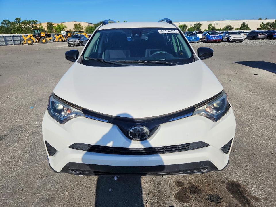 Продажа на аукционе авто 2018 Toyota Rav4, vin: JTMZFREV6JJ203937, номер лота: 62156716