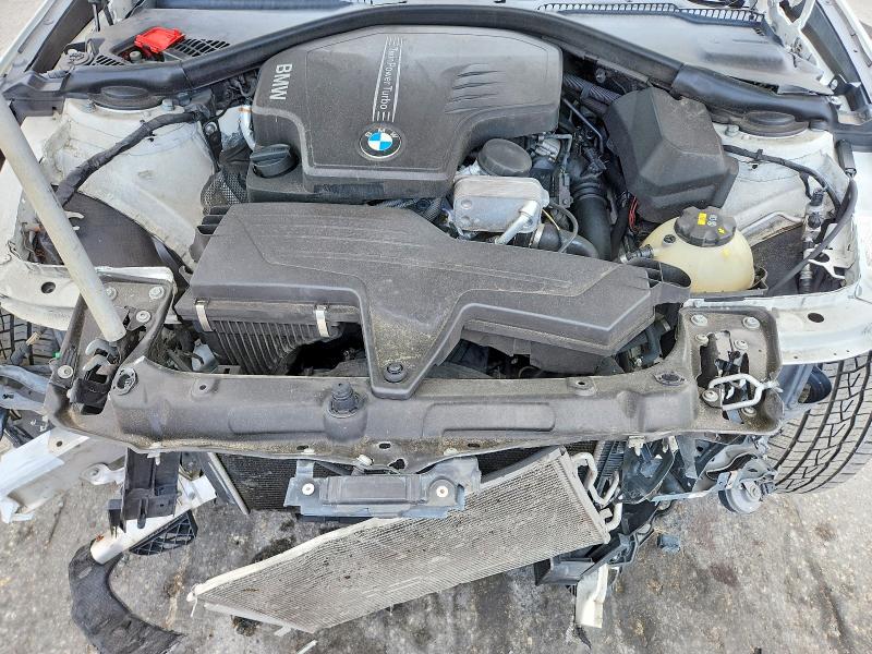 61720626 :رقم المزاد ، WBA3C1C53FP853202 vin ، 2015 Bmw 328 مزاد بيع