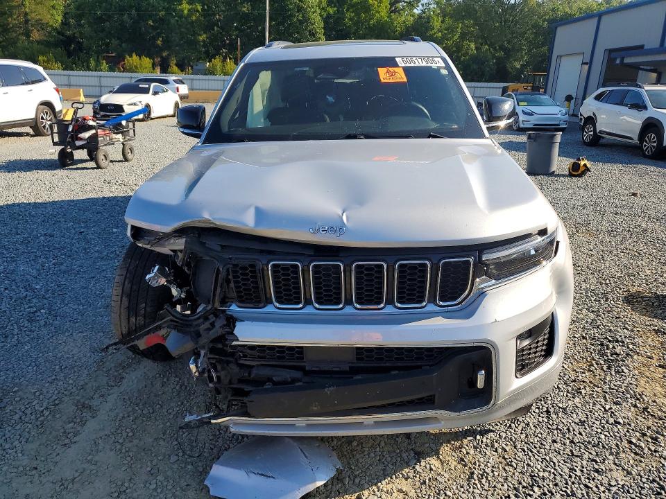 60617906 :رقم المزاد ، 1C4RJKDG6N8556460 vin ، 2022 Jeep Grand Cherokee مزاد بيع