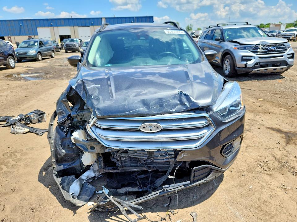 Продажа на аукционе авто 2018 Ford Escape, vin: 1FMCU0HD6JUD35911, номер лота: 60365306