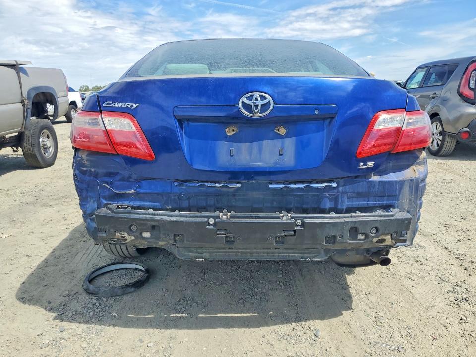 61805366 :رقم المزاد ، 4T4BE46K68R037652 vin ، 2008 Toyota Camry مزاد بيع
