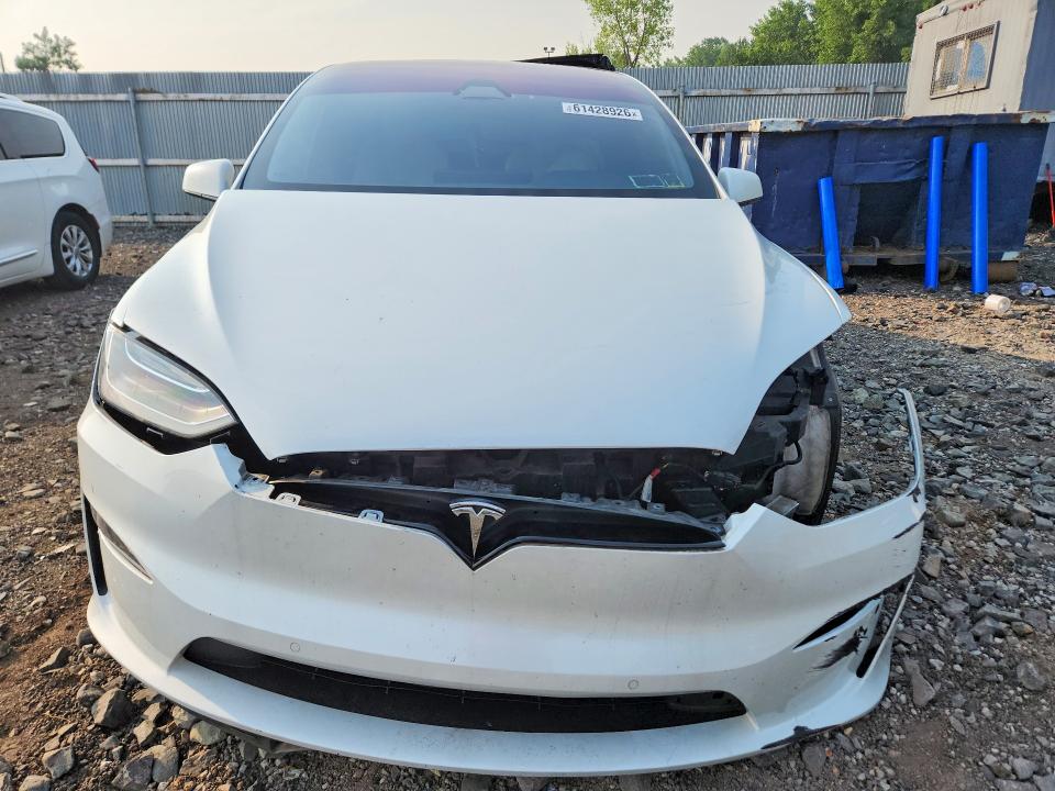 Продажа на аукционе авто 2022 Tesla Model X, vin: 7SAXCBE67NF338344, номер лота: 61428926