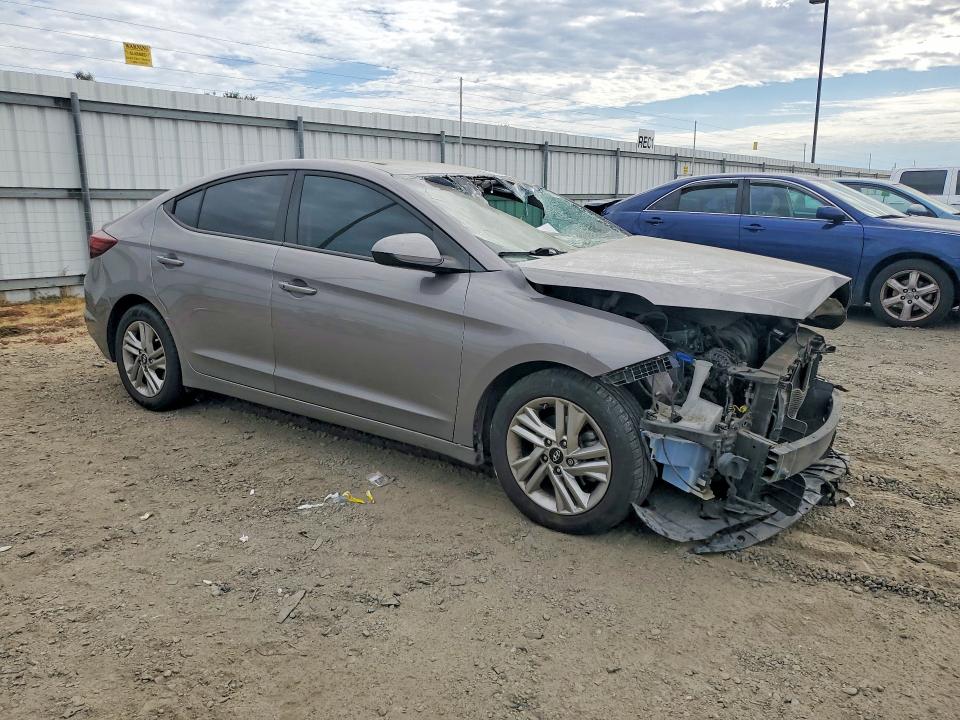 2020 Hyundai Elantra მანქანა იყიდება აუქციონზე, vin: KMHD84LF3LU905584, აუქციონის ნომერი: 60614786