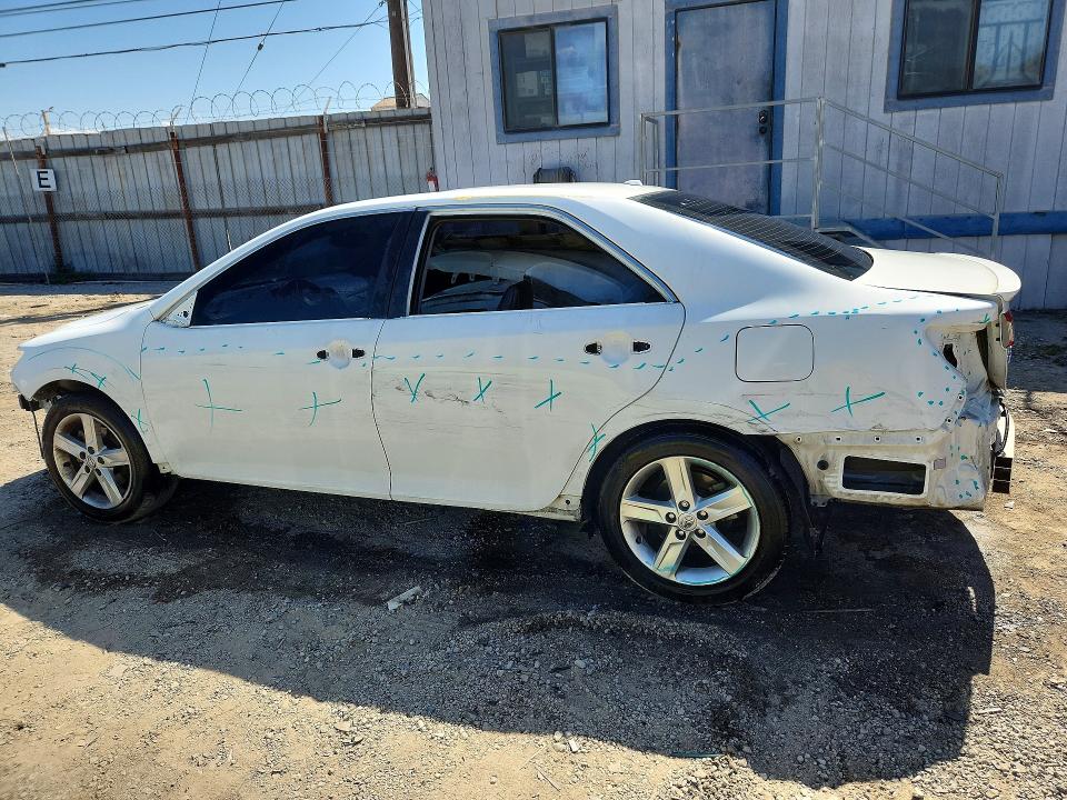 2014 Toyota Camry მანქანა იყიდება აუქციონზე, vin: 4T1BF1FK9EU760767, აუქციონის ნომერი: 60504936