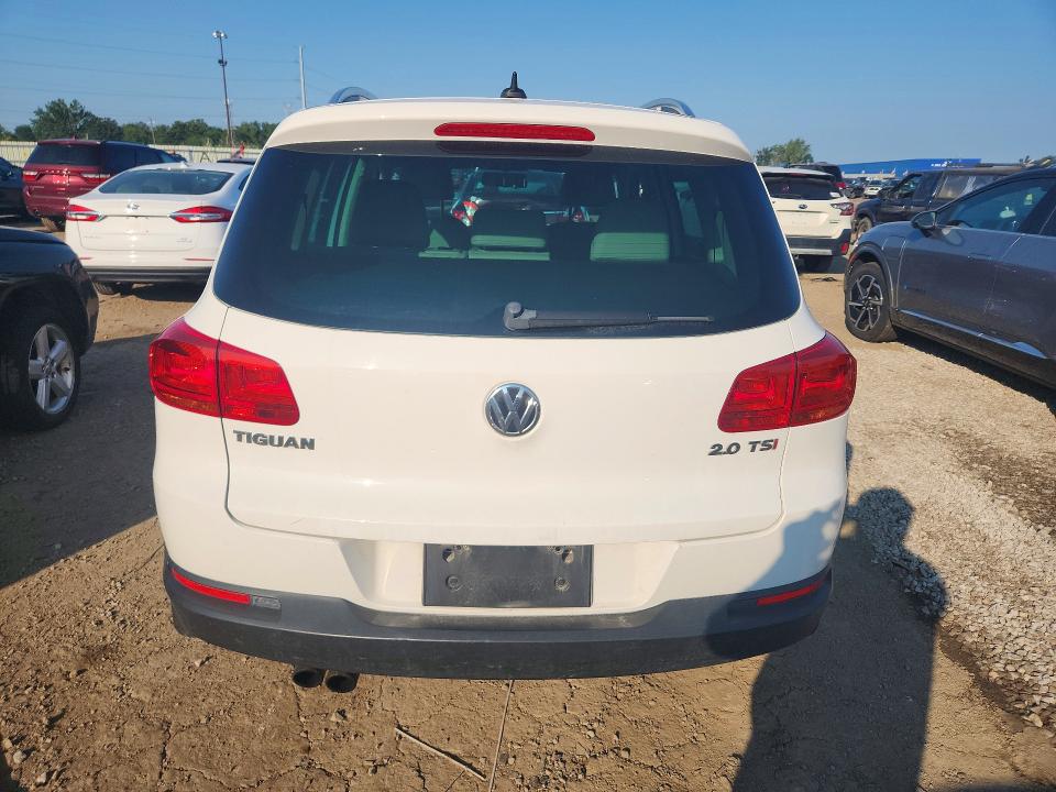 62634546 :رقم المزاد ، WVGAV7AX4DW556403 vin ، 2013 Volkswagen Tiguan مزاد بيع