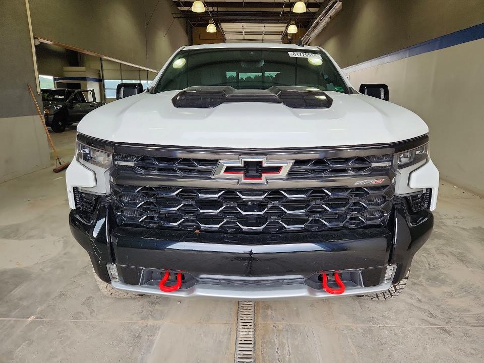 Продажа на аукционе авто 2022 Chevrolet Silverado, vin: 3GCUDHEL9NG560061, номер лота: 61729916